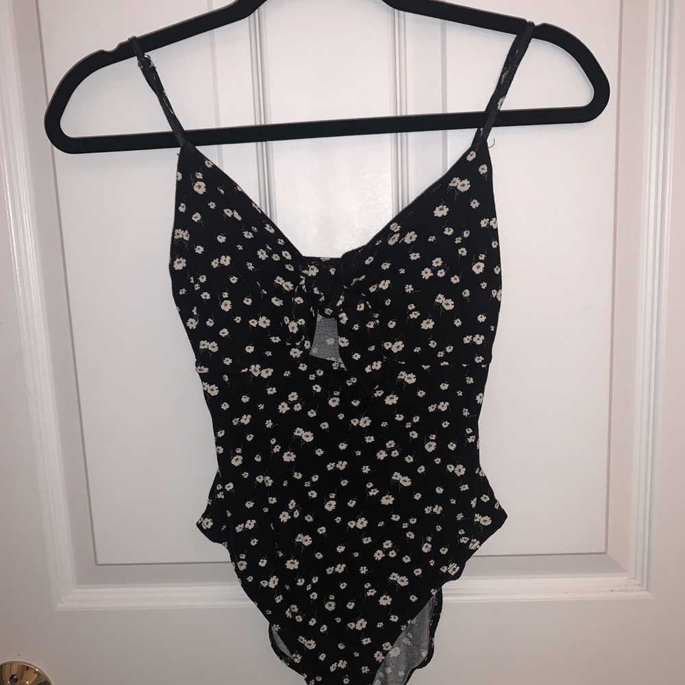 Floral detailed tank top bodysuit